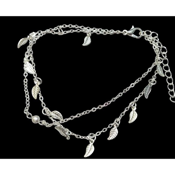Minimalist Fairycore Layered Leaf Charm Bracelet - Picture 2 of 4